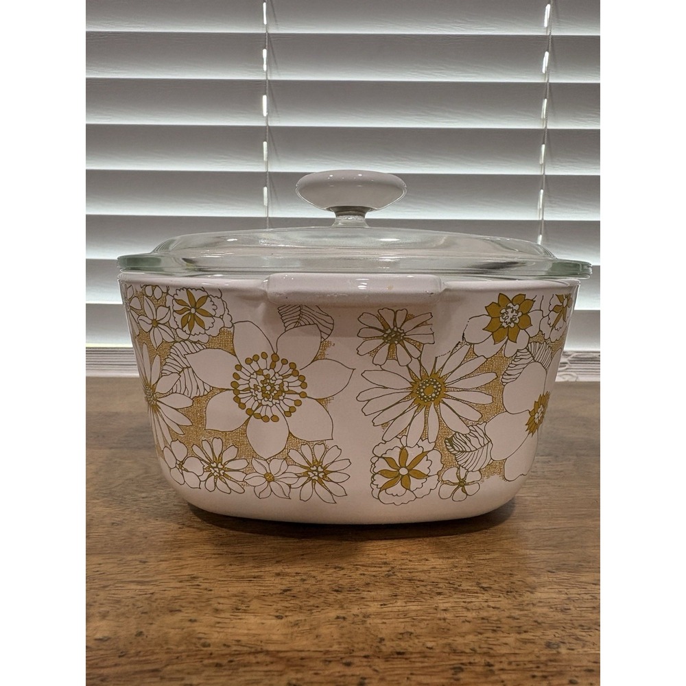 VTG Corning Ware Yellow Floral Bouquet 1 3/4 Qt. Dish & Lid P-1 3/4-B - Picture 2 of 9